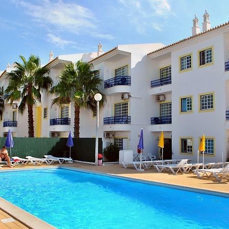 אלבופיירה Apartamentos Sereia Da Oura מראה חיצוני תמונה